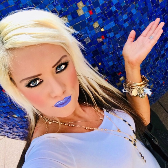 Meet your Posher, Jessica - Picture 11 of 11